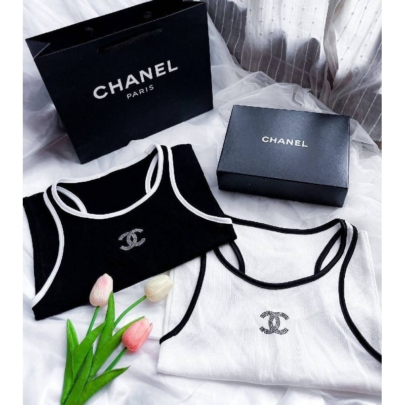 เสื้อกล้ามไหมพรมแต่งเพชร cc
