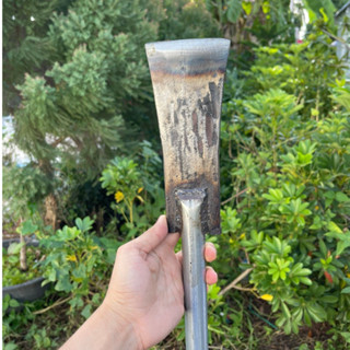 เสียมเหล็กแหนบพร้อมด้าม ด้ามยาว 95-100ซม. เสียมเล็ก