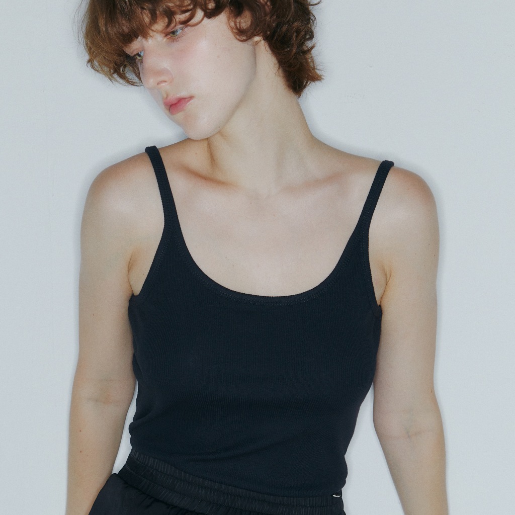 Studio Co. - Cotton Strappy Top เสื้อกล้ามผ้าคอตต้อน