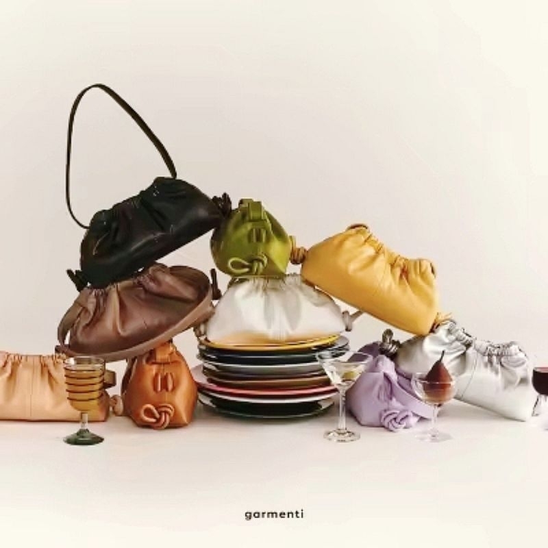 🎯 [[พร้อมส่ง]] ของใหม่ GARMENTI - GYOZA BAG ของแท้ 100%