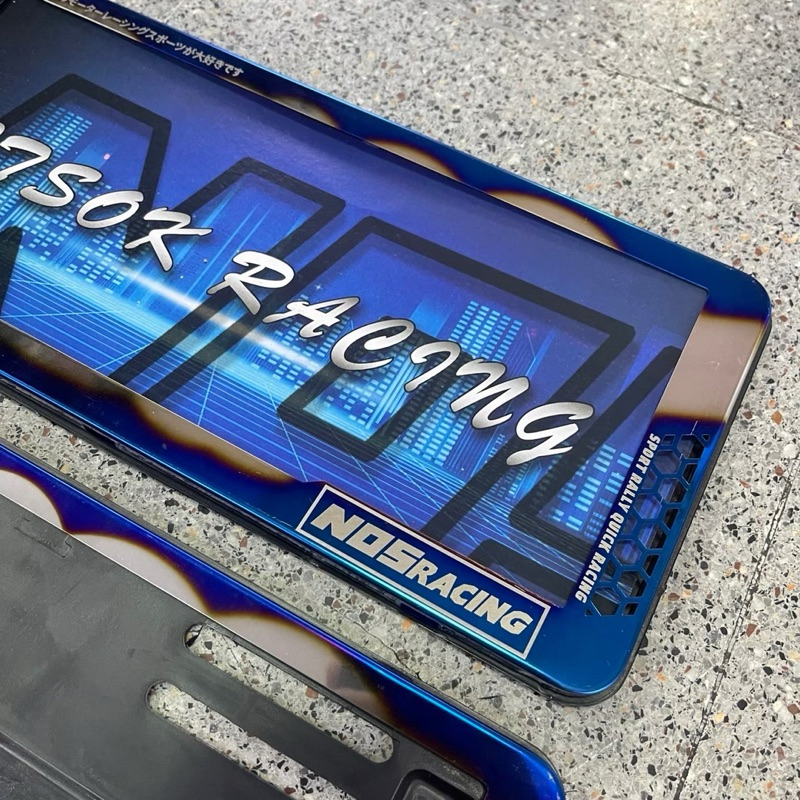กรอบป้ายทะเบียนรถยนต์ NOS RACING สกรีนลาย ด้านหลังพลาสติก 1คู่ (หน้า-หลัง) มี 4แบบ