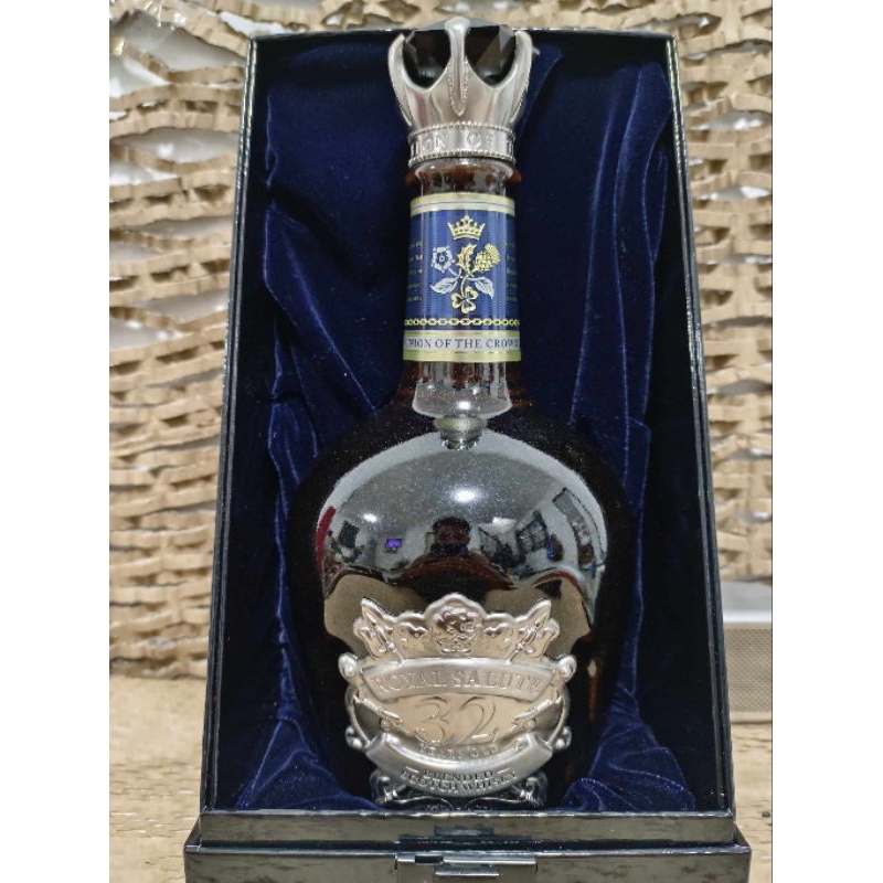 ขวดเหล้าเปล่า เอาไว้ใส่เหล้า ตั้งโชว์ ตกแต่งร้านอาหารบ้าน และสะสม - รูปที่ 2