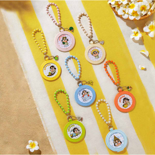 Pop Mart CRYBABY HELLO THAILAND SERIES-Mirror Pendant (สินค้าพร้อมส่ง)