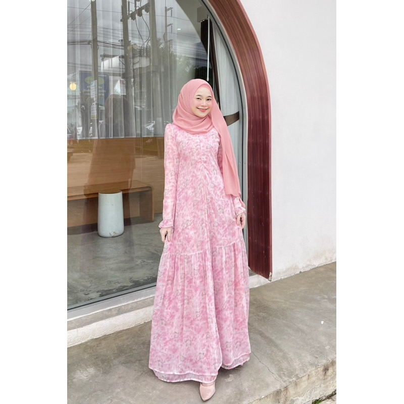 Lynn Collection ชุดเดรสยาวผ้าชีฟองพรีเมี่ยม ใส่แล้วหุ่นเพรียวมาก