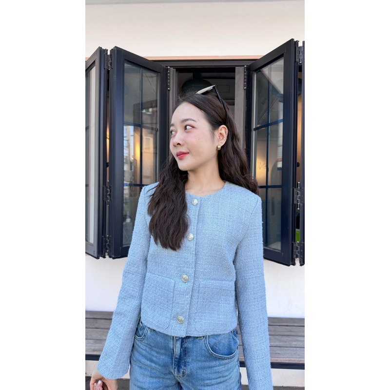 Caris tweet เสื้อทวีตสีฟ้า