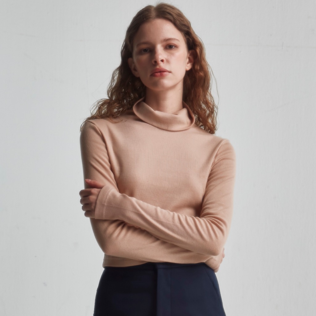 COWORKER - Turtleneck long sleeve top เสื้อยืดแขนยาวคอเต่า