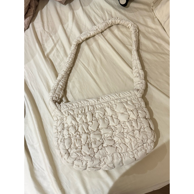 [ของใหม่] Shoopen Soft Quilting Bag L (รุ่นสายสะพายข้างยาว) สี Ivory