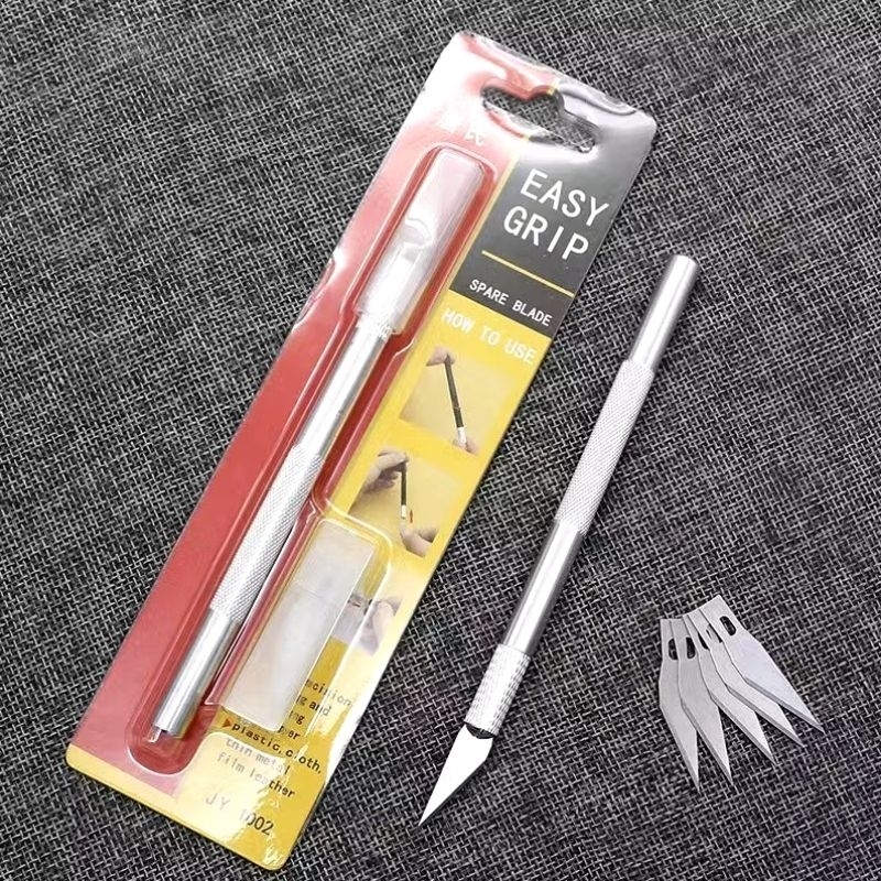 คัตเตอร์ปากกา พร้อมใบมีด 5 ชิ้น Art Knife W/ 5 spare blades