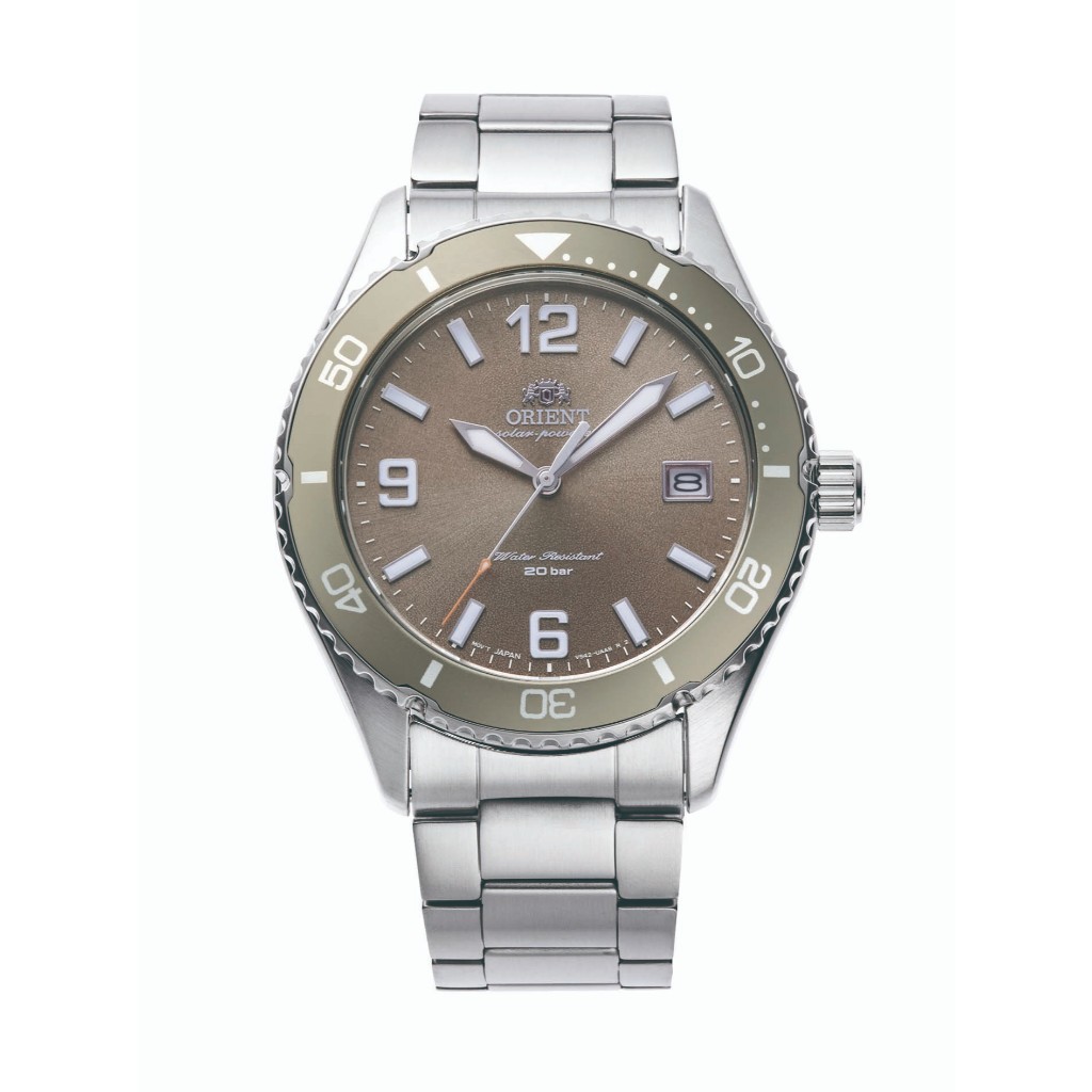 Orient Sports Solar-Powered นาฬิกาสายเหล็ก (รุ่น RA-WJ0004Y)