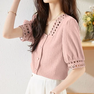 LHSunday พร้อมส่ง เสื้อชีฟองผู้หญิง เสื้อแฟชั่นผญ แขนพัฟฉลุลายสวยมาก แต่งกระดุมด้านหน้า ผ้าเนื้อดี ใส่ออกงานมาก ปังนะแม่