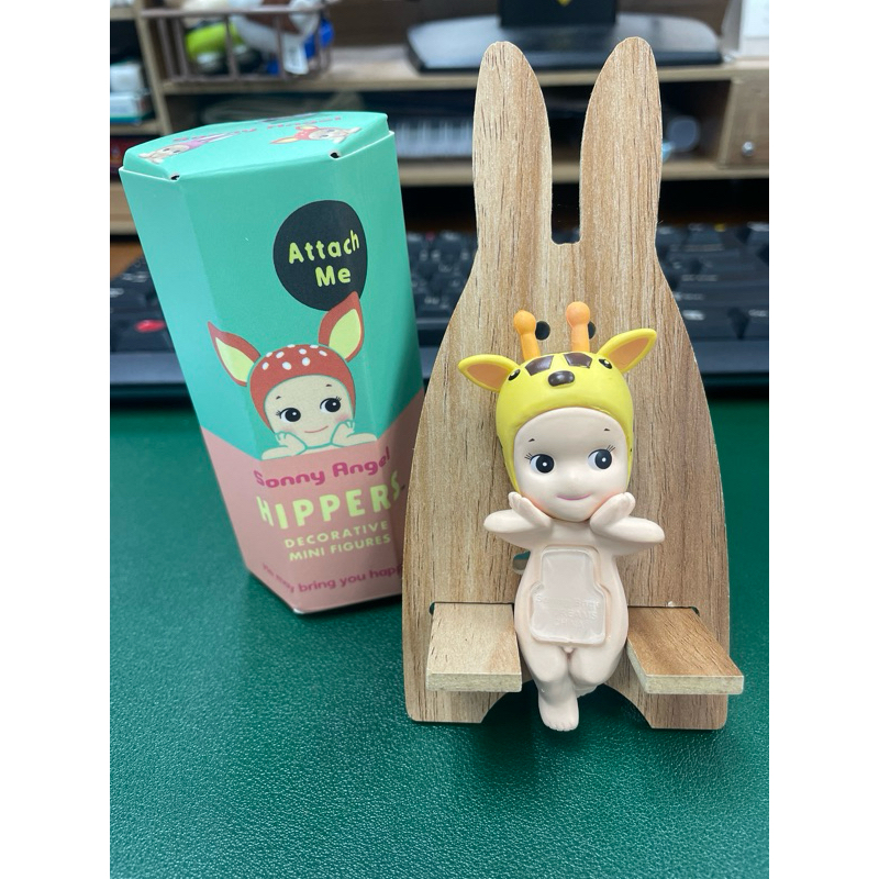 พร้อมส่ง สินค้าไม่เนี๊ยบ งานเทียบนะคะไม่แท้ค่ะ Sonny Angel Hippers ใช้เกาะโทรศัพท์ หน้าจอคอมพิวเตอร์ #sonnyangel