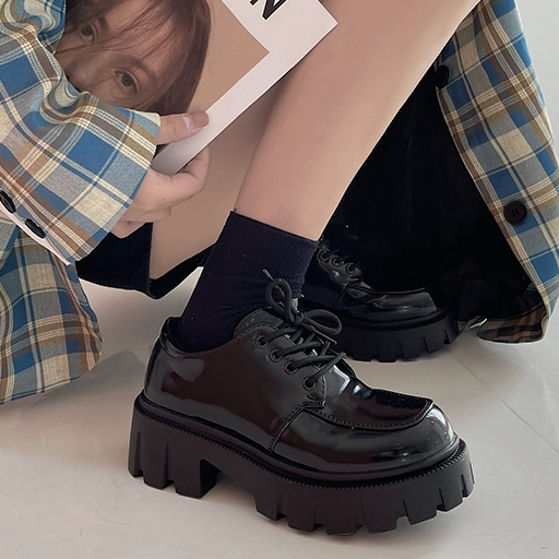 พร้อมส่ง ใหม่รองเท้าหนังผู้หญิงสไตล์อังกฤษหนาแต่เพียงผู้เดียวสไตล์วิทยาลัยผูกเชือกรองเท้าผู้หญิง