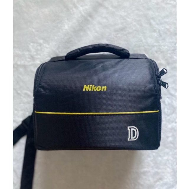 กระเป๋ากล้อง Nikon (มือสอง)