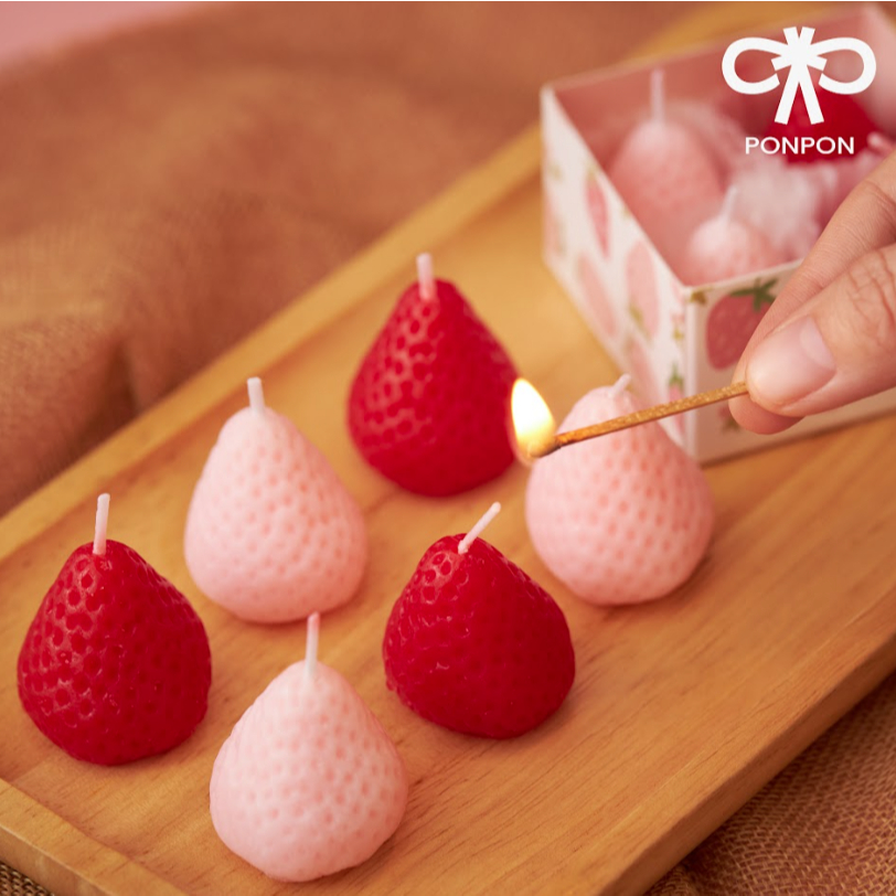 PONPON เซ็ตเทียนหอมสตอเบอร์รี่ กลิ่นหอมหวานละมุน สีชมพูพาสเทล - สีแดงสดใส