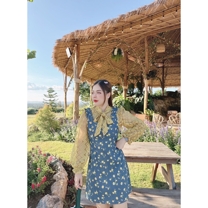 Love Lady M-4XL > ชุดเซ็ท 2 ชิ้น เสื้อลูกไม้ตัวใน ไม่มีซับใน+เอี้ยมยีนส์ลายเดซี่ น่ารักสุดๆ ค่ะชุดนี้