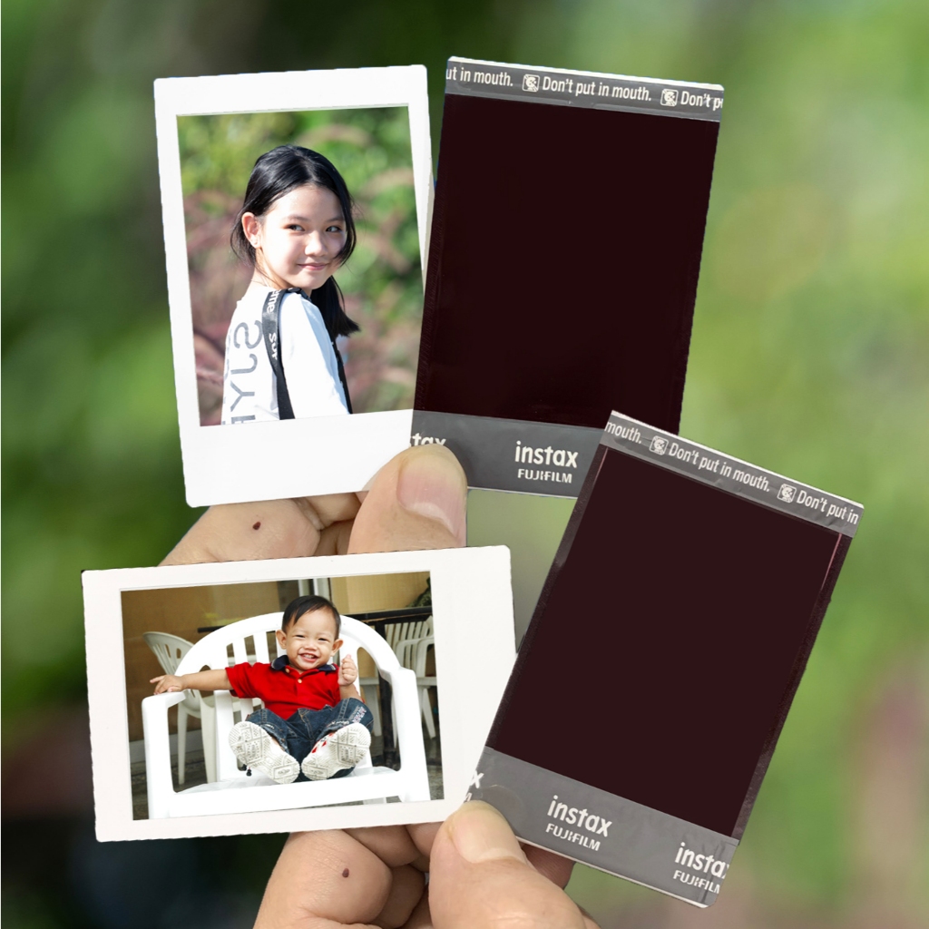 อัดรูปโพราลอยด์ฟิล์มเเท้จากฟูจิฟิล์ม#fujifilm(ส่งรูปในเเชทเท่านั้น)