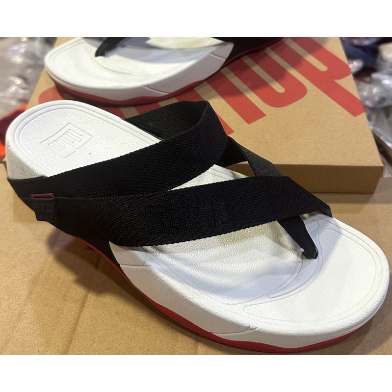 รองเท้าเเตะ fitflop สลิงรุ่นใหม่ สวย ใส่ได้ทั้ง หญิงและชายไซร้ 36----44