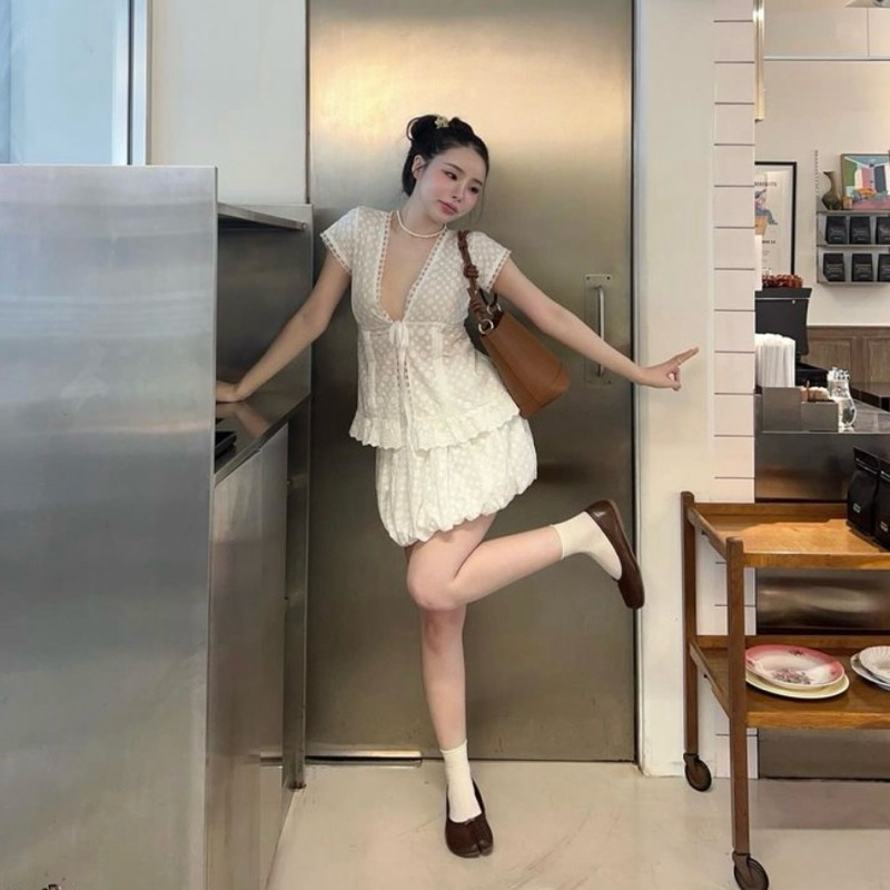 White Daisy Top and Skirt - เสื้อลูกไม้แต่งระบาย ด้านหน้าผูกอก S M L XL กระโปรงบอลลูนFreesize (ขายแย