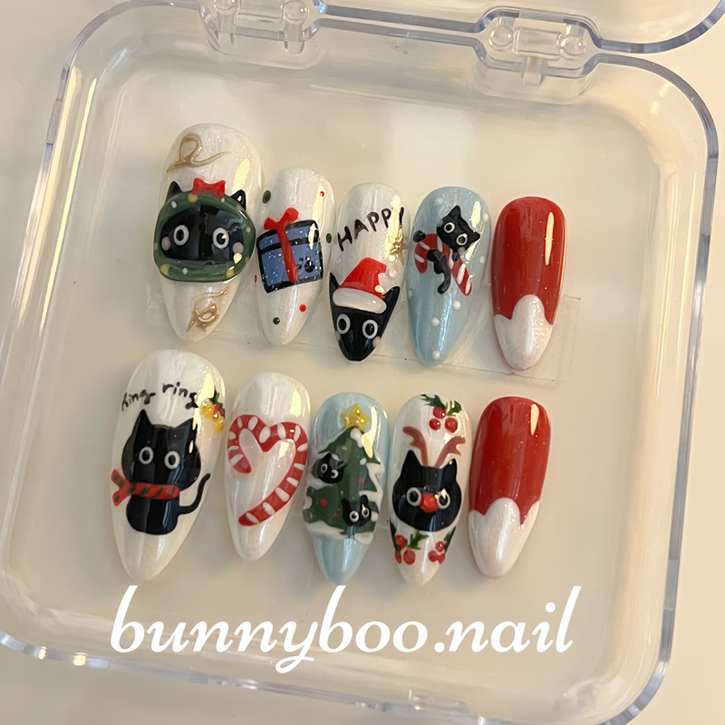 เล็บปลอมเจล merry Christmas meow (ลายนี้ไม่เร่งนะคะ )