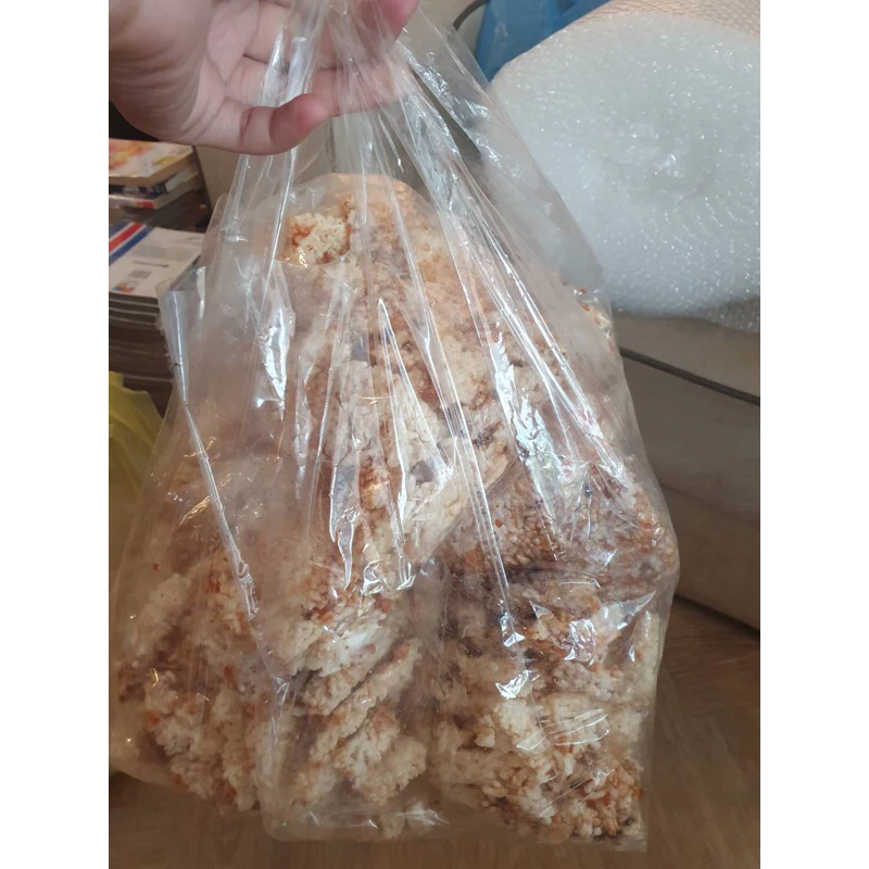 ทางร้านรับขนมเป็นรอบๆนะคะ (ข้าวแต๋นทอดใหม่ กรอบ)จากละลายทรัพย์อ