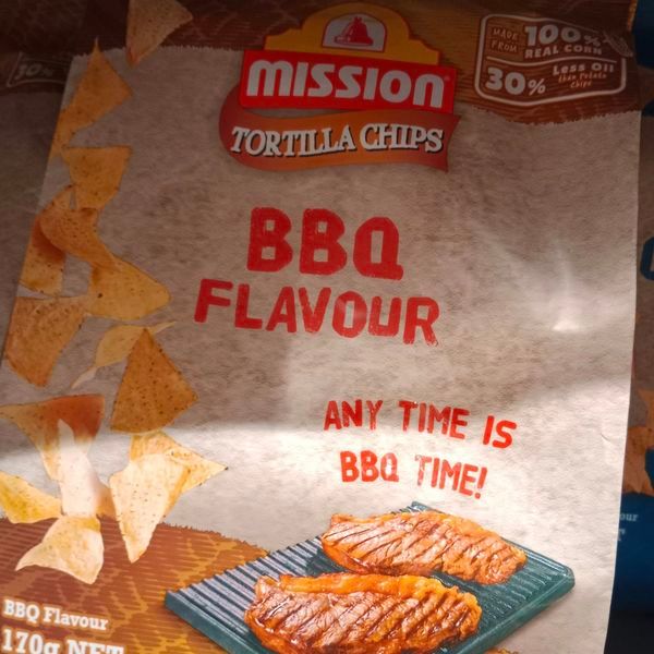 MISSION ***XL BAG*** BBQ Barbeque Flavour Nachos / Tortilla Chips / Crisps 170g