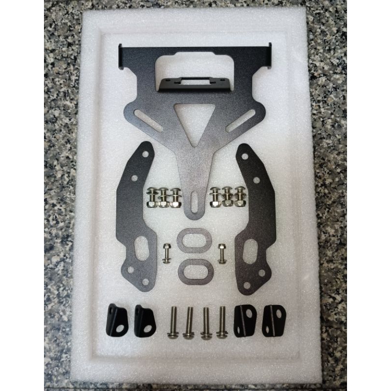 ชุดแต่งบังโคลนท้ายสั้นสีดำ KITACO CB150R&CB300R (ของใหม่)