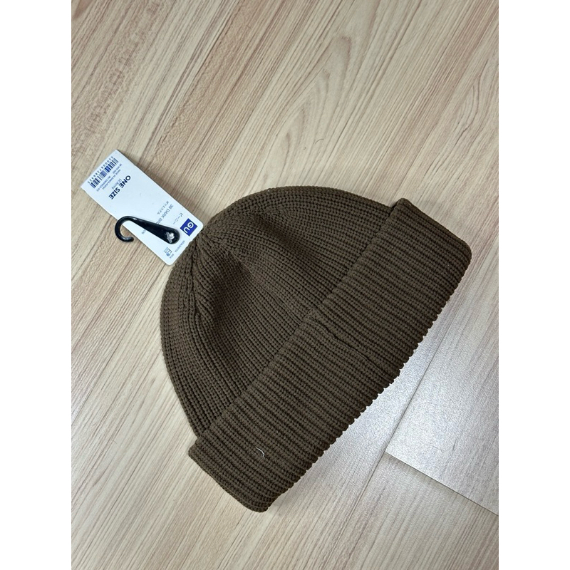 GU หมวก beannie hat ทรงสั้น มือหนึ่งป้ายห้อย