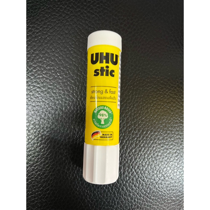 กาวแท่ง UHU stic ขนาด 21 กรัม เนื้อกาวสีขาว