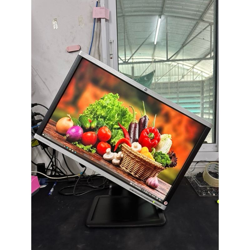 จอคอม HP 22” LCD LA2205wg