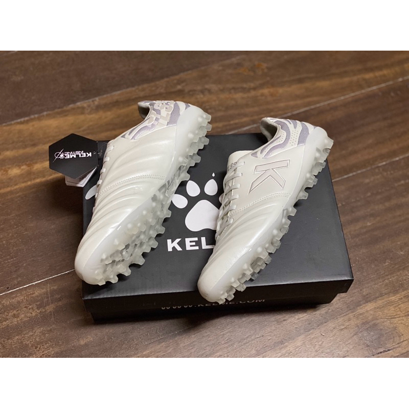 Kelme X Tlss MG สีขาว (มีไซส์ 260)