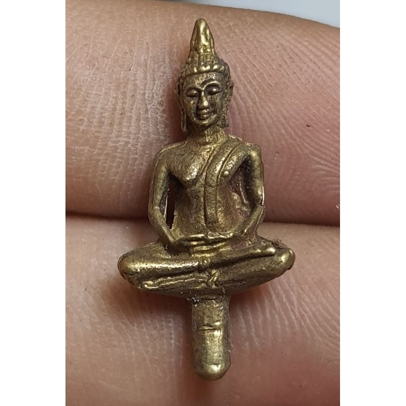 พระยอดธงมวลสารเก่าพระบ้านๆ