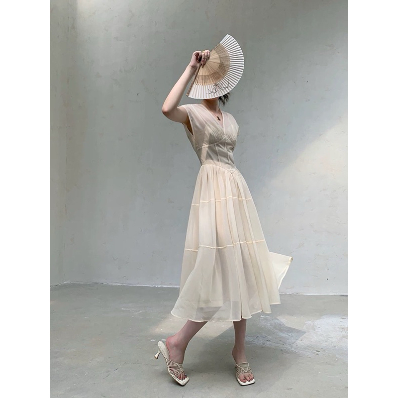 พร้อมส่ง Laila Dress