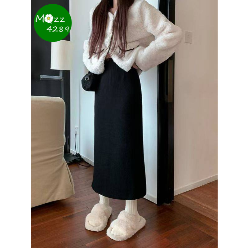 MQzz4289 *พร้อมส่ง* กระโปรงยาวไหมพรม ทรงตรงเข้ารูปสวย ยืดได้ ใส่สบาย Freesize
