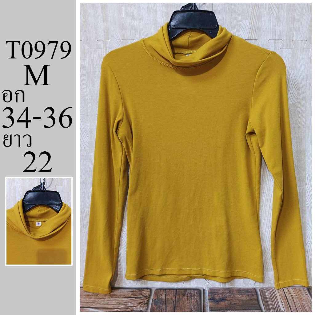 เสื้อคอเต่า กันหนาว แบรนด์แท้uniqlo  มือสอง ไซส์ M อก 34-36 ยาว 22 รหัส T0979