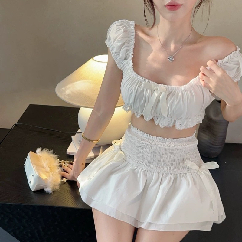 [พรีออเดอร์] ชุดเซ็ทแขนตุ๊กตา กระโปรงเอวสม็อค แต่งดีเทลโบน่ารักๆ
