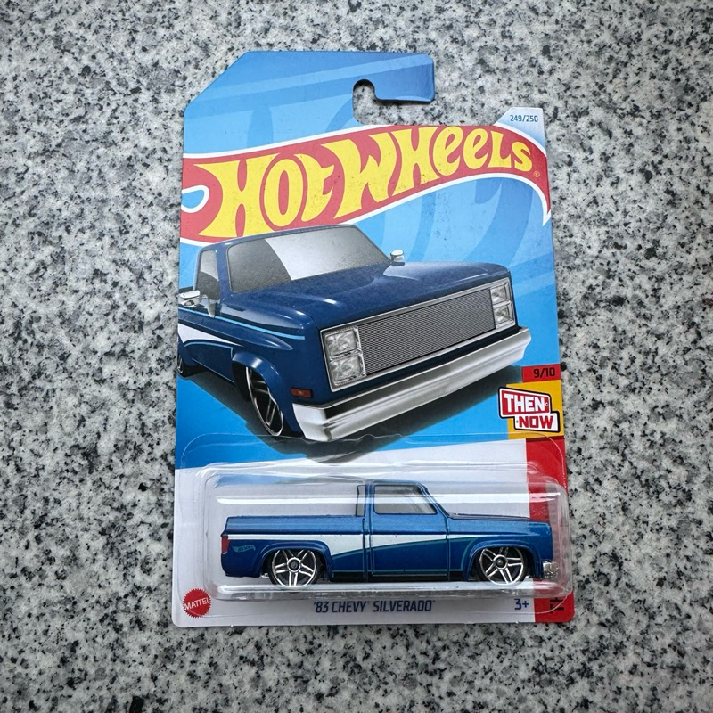 รถเหล็ก Hotwheels 83 Chevy Silverado
