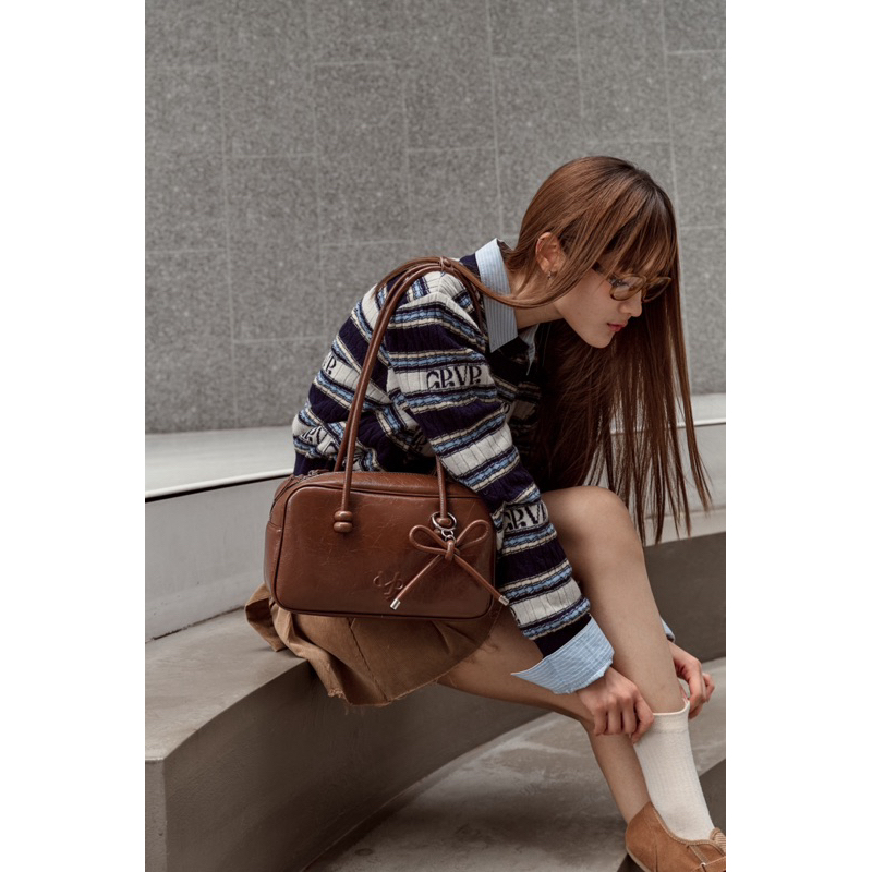 กระเป๋าvalalin รุ่น City giant bag กระเป๋าหนังกลับ suede