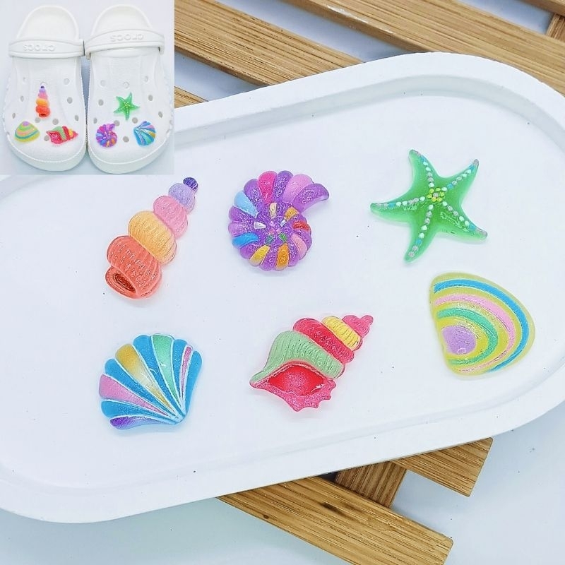 เรซิ่นdiy/จิบบิท ทะเลสีรุ้งมีกลิตเตอร์จำนวน 6 ชิ้น(สามารถเลือกเป็นเรซิ่นหรือจิบบิทได้)