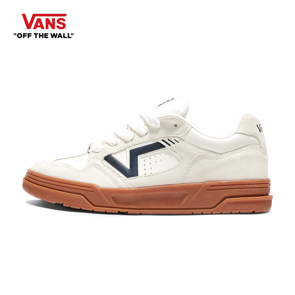 VANS UPLAND - SUEDE MARSHMALLOW / GUM รองเท้า รองเท้าผ้าใบ ผู้ชาย ผู้หญิง