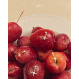 Julys - grinch earrings