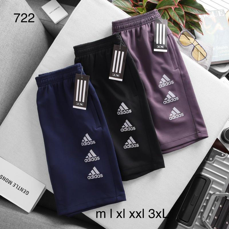 New shorts กางเกงขาสั่น