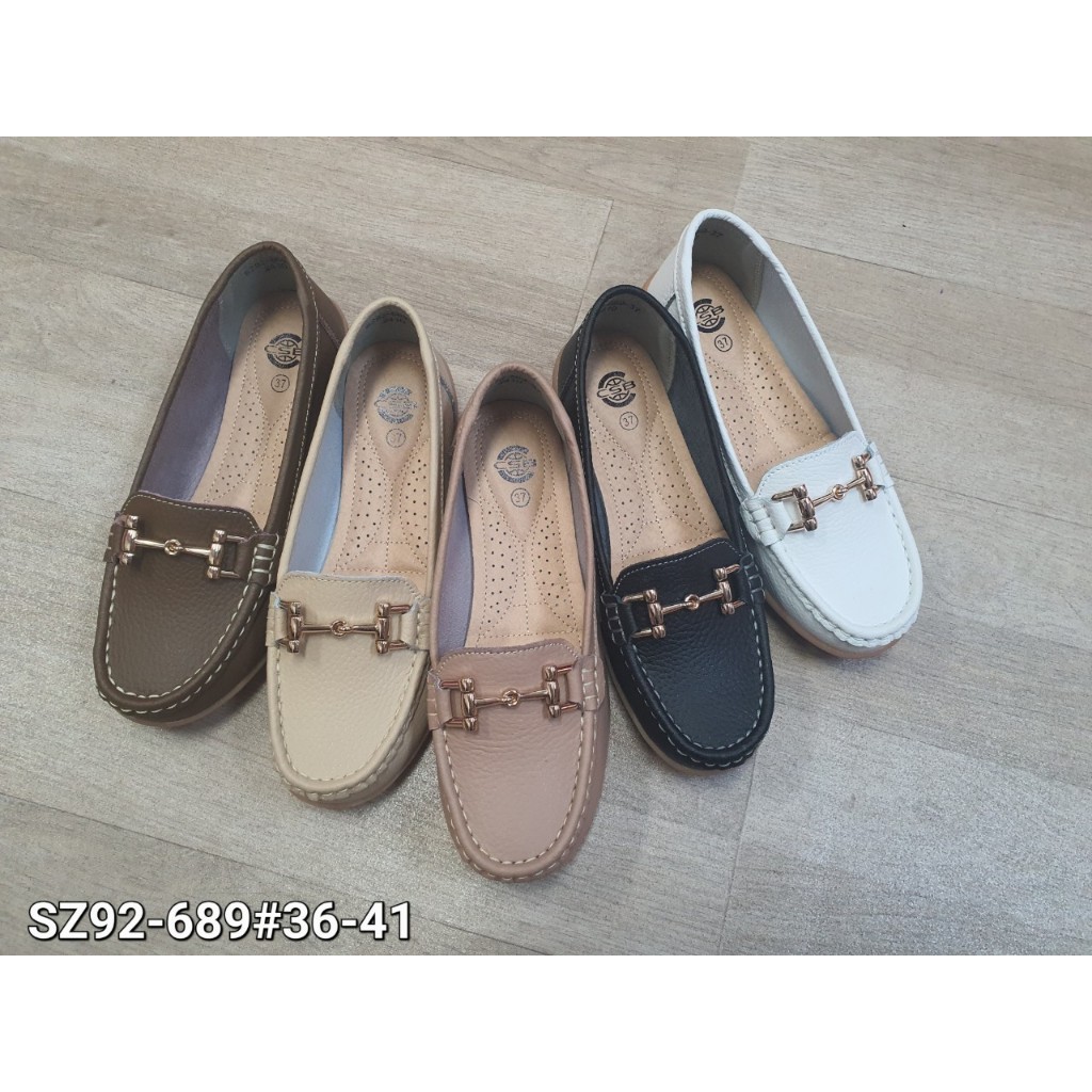 SZ92-689 รองเท้าหนังหุ้มส้นผู้หญิงไซส์36-41มีหลายสีส้นเตี้ย ส้นแบน (1 นิ้ว หรือน้อยกว่า)