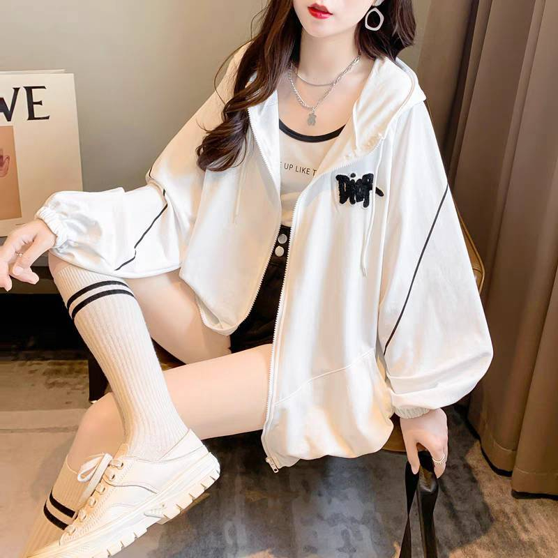 เสื้อแขนยาวมีฮู้ด เสื้อคลุม Oversize (อก 50 นิ้ว) ซิปหน้า สกีลหมีด้านหลัง มีกระเป๋า ผ้าคอตตอล B101
