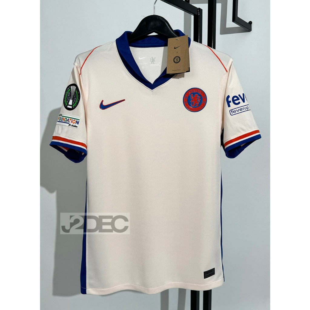 เสื้อฟุตบอล - [เกรด แฟนบอล] - เชลซี - (เยือนปี. 2024/25) - [สามารถเฟล็กชื่อนักเตะ / เบอร์นักเตะ / อาร์ม UEC ได้]