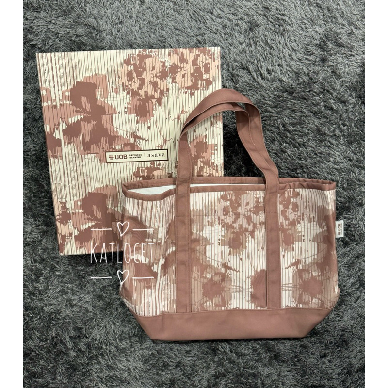 กระเป๋า Tote Bag ชุดของขวัญธนาคาร UOB x ASAVA