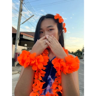 ข้อมือ ดอกไม้ (เฉพาะ ข้อมือ ฮาวาย ดอกลีลาวดีล้วนๆๆ 2 อัน ) เลือกสีได้ ข้อมือ ระบำฮาวาย ข้อมือ สวมใส่ต้อนรับแขก จัดปีใหม่