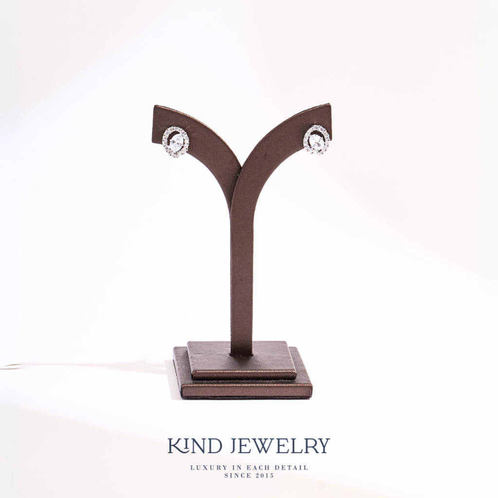 Kind Jewelry ต่างหูติดหู Oval Luxe