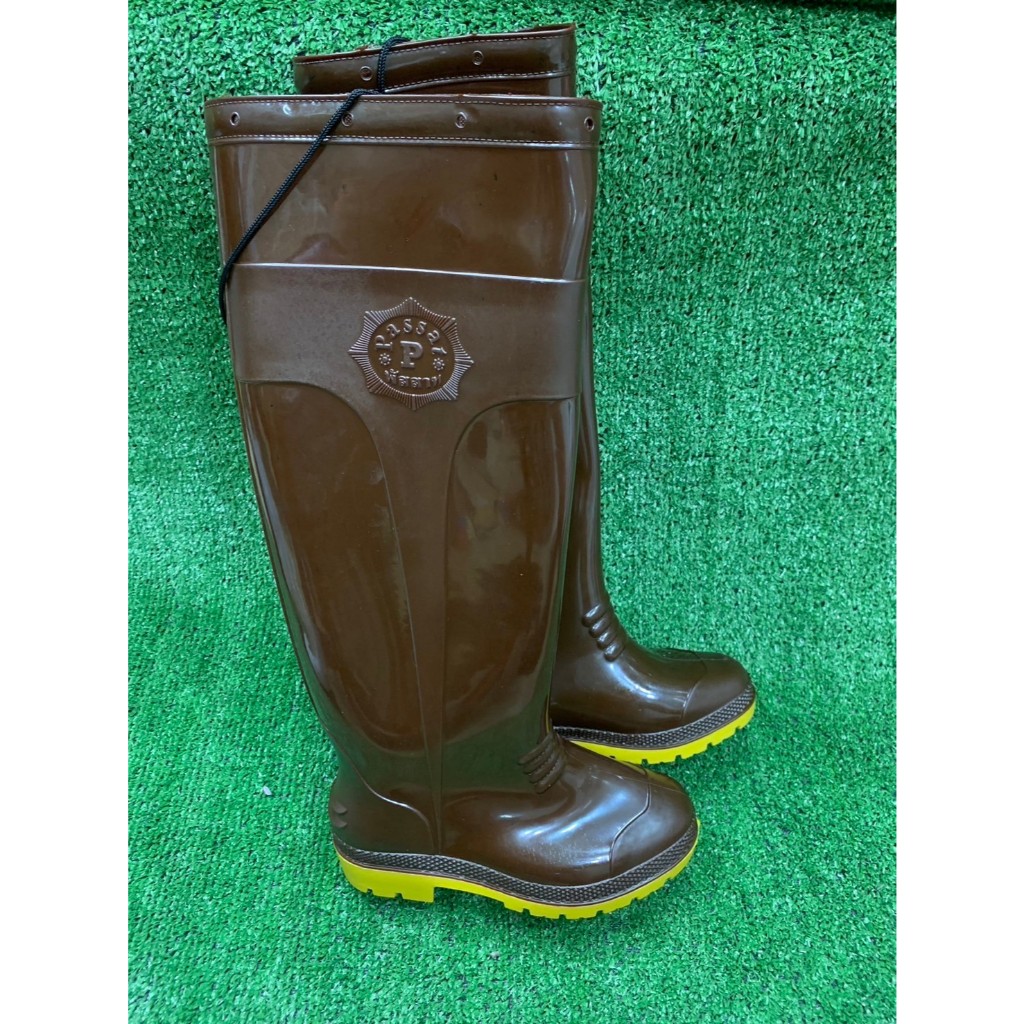 รองเท้าบูท ยาว 18 นิ้ว มีเชือก ยี่ห้อ Passat รุ่น 119A สีน้ำตาล ขนาด 9.5-11