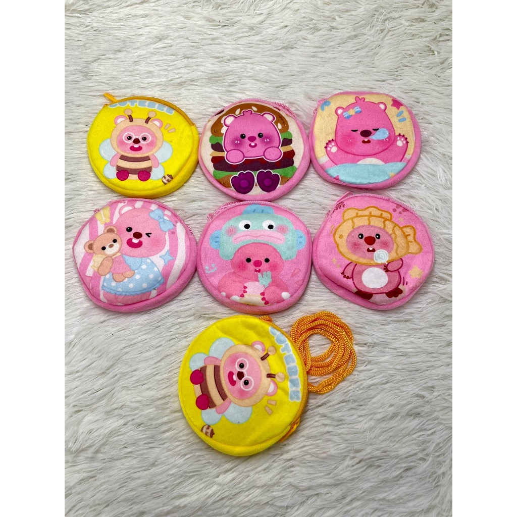 สุ่มลาย 1 ชิ้น กระเป๋าคล้องคอ ผ้ากำมะหยี่ ใส่เหรียญ สายยาว กระเป๋าเด็ก กระเป๋าสะพายข้าง ลายซาริโอ้🇹🇭