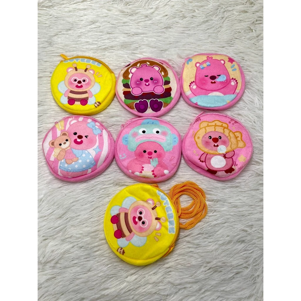 สุ่มลาย 1 ชิ้น กระเป๋าคล้องคอ ผ้ากำมะหยี่ ใส่เหรียญ สายยาว กระเป๋าเด็ก กระเป๋าสะพายข้าง ลายซาริโอ้🇹🇭